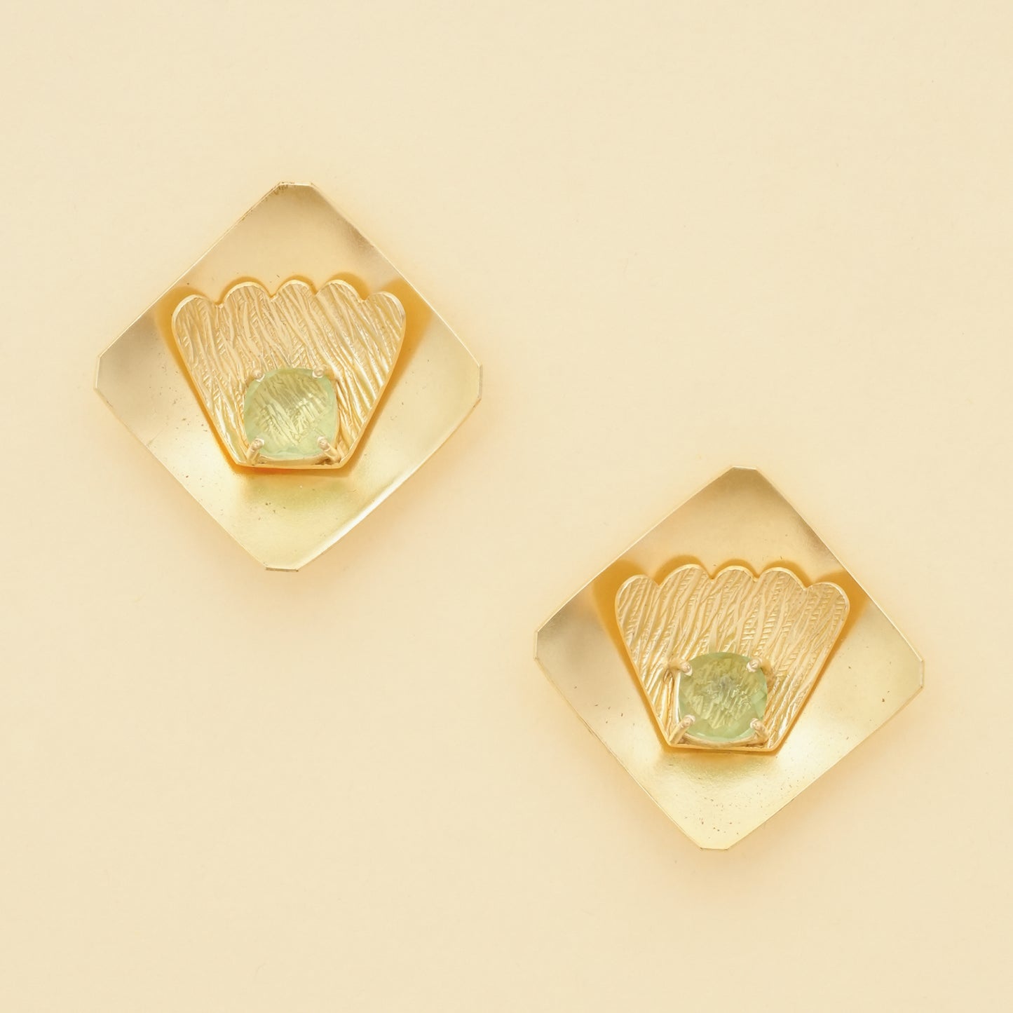 Raaga -Sea Shell Earring