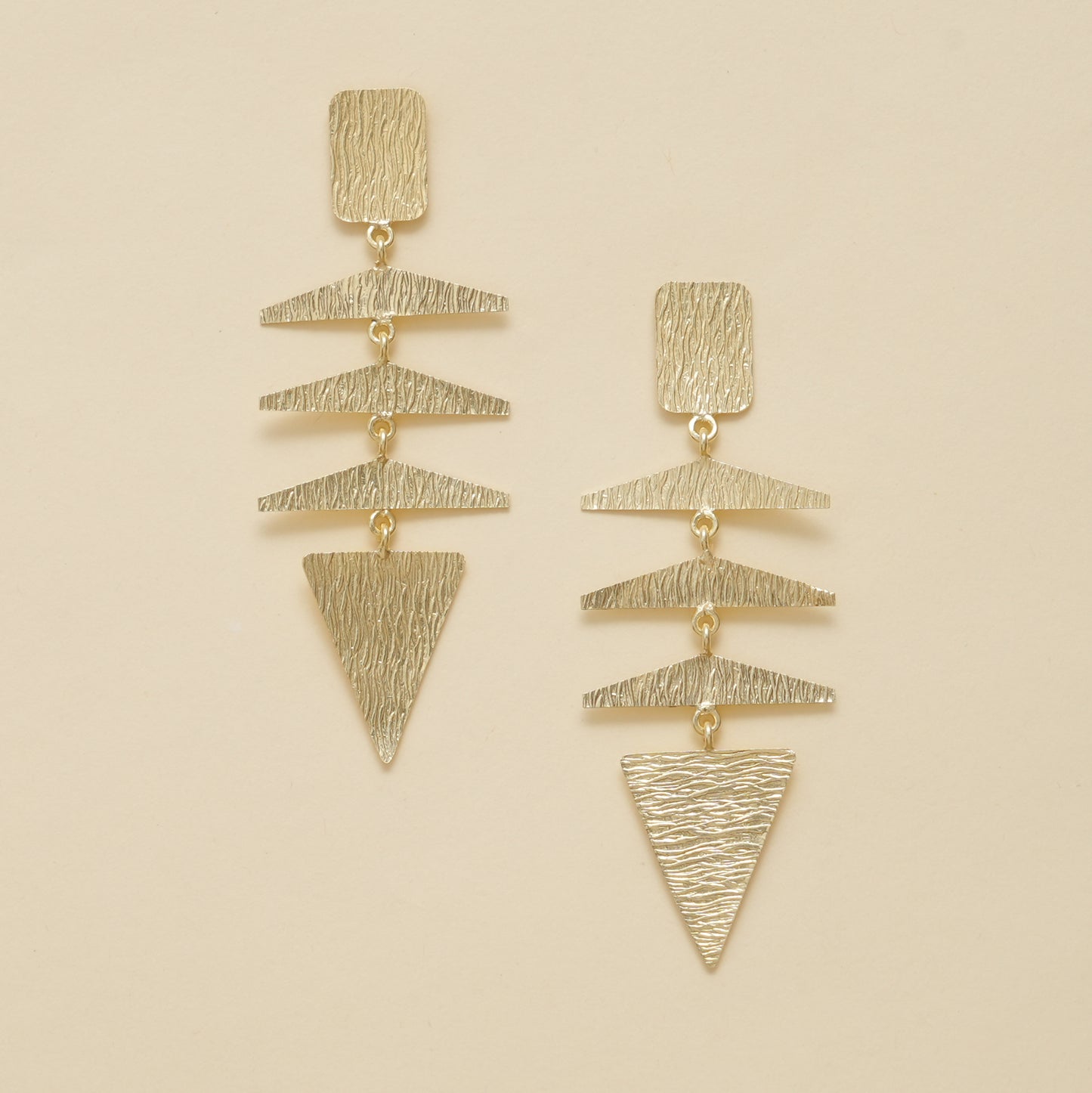 Aurora - Triangle Drops Earing
